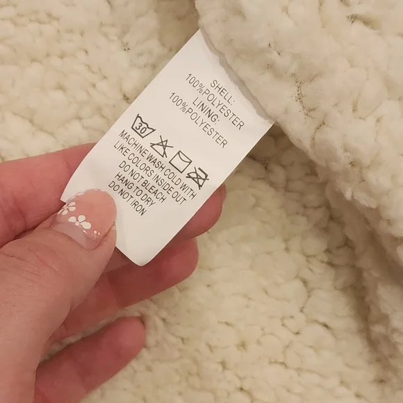 Gray and Cream Zip-Up Hoodie Scandinavian Explorer - Picture 4 of 5